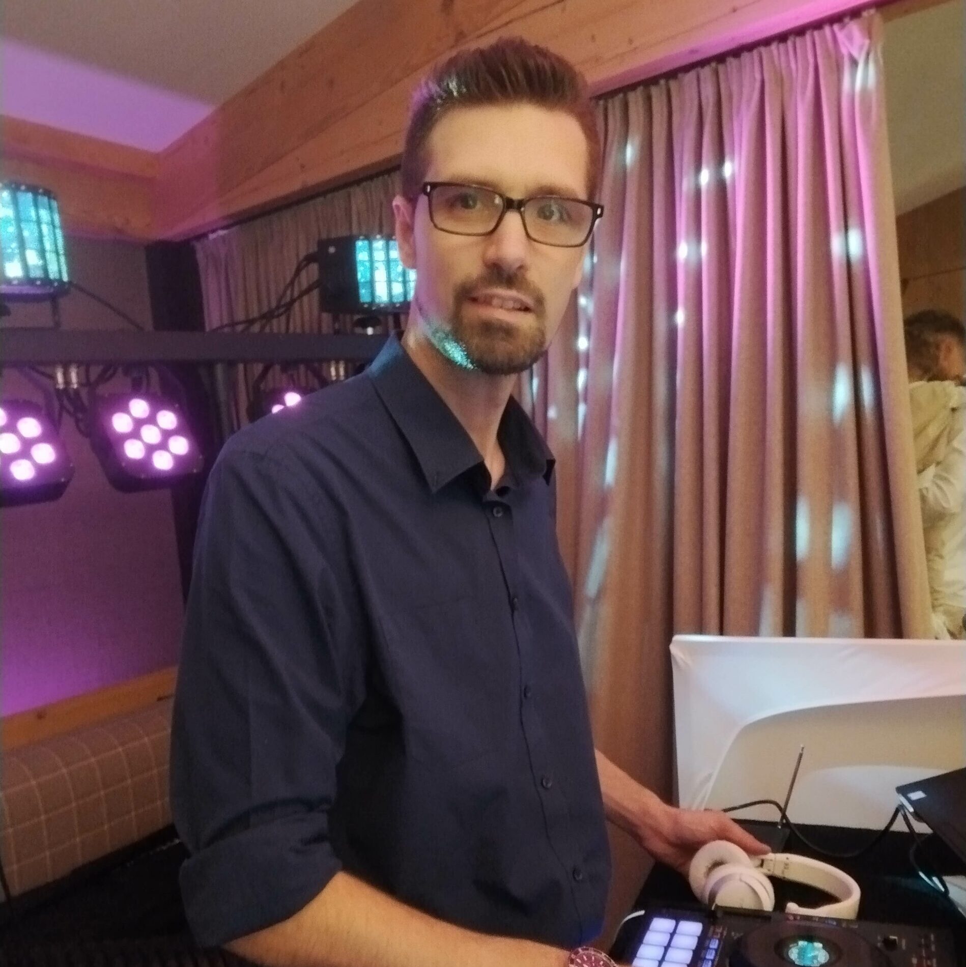 event dj